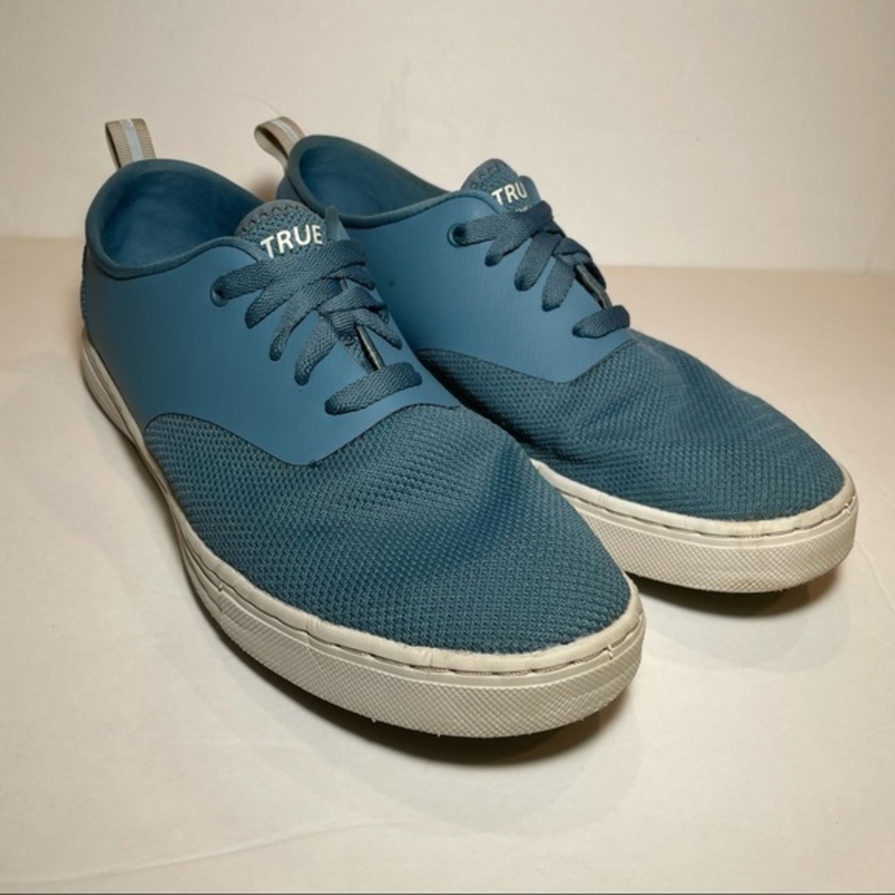 TRUE Linkswear ECO‎ Knit - Men’s Size 11- Tropical Blue - No box/Pre-owned